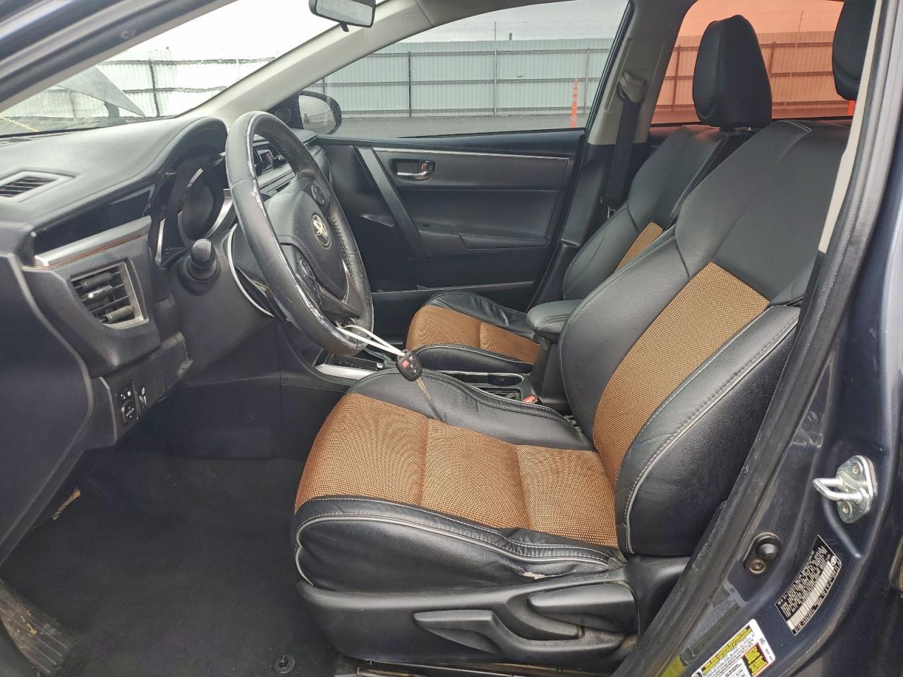 2015 TOYOTA COROLLA