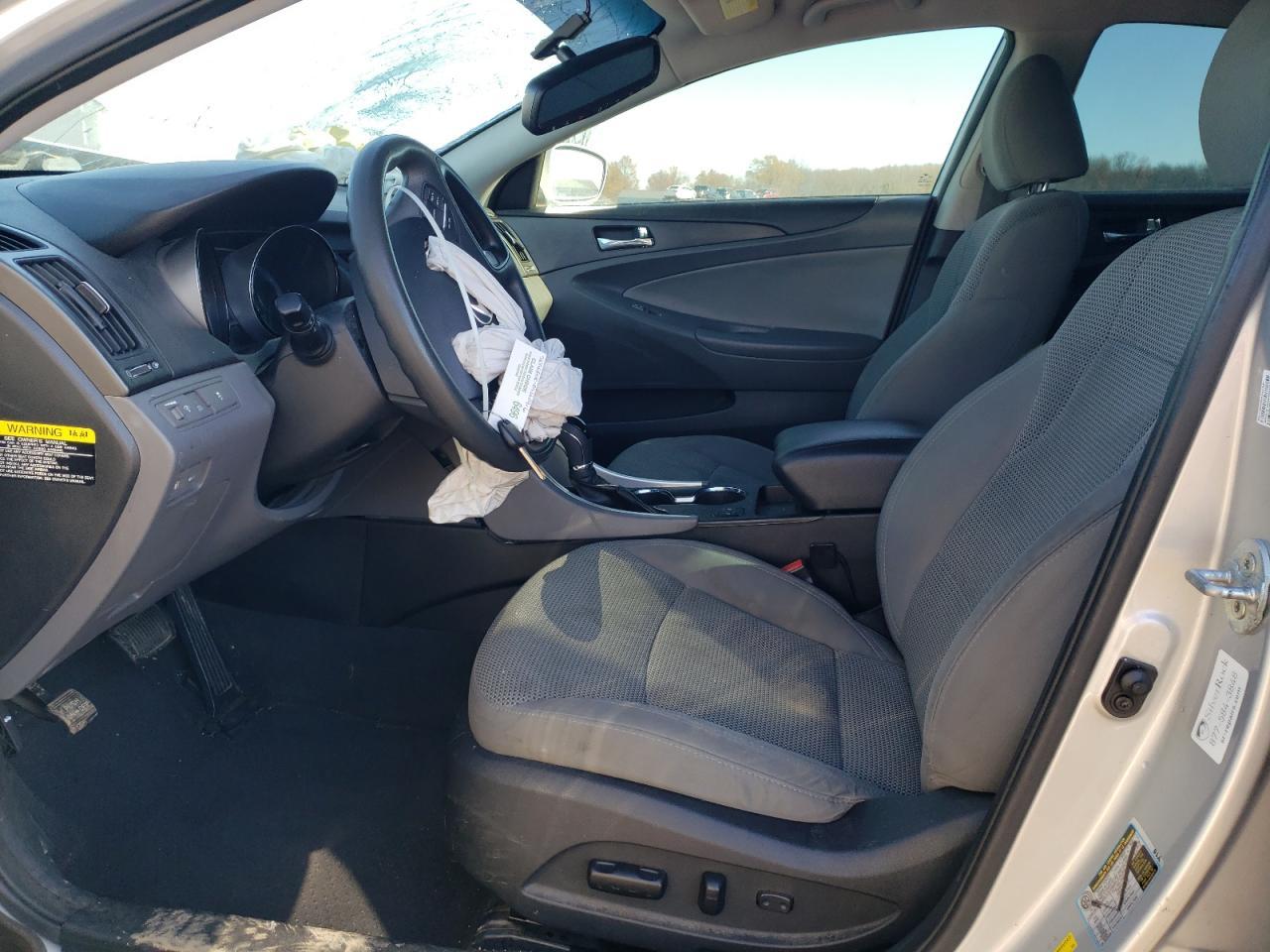 2013 HYUNDAI SONATA