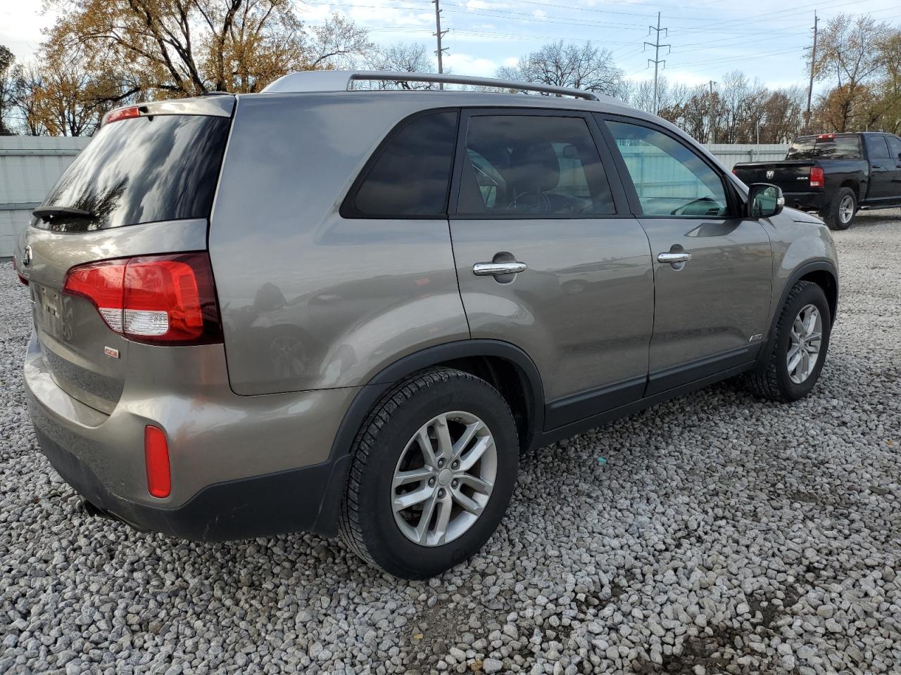2015 KIA SORENTO