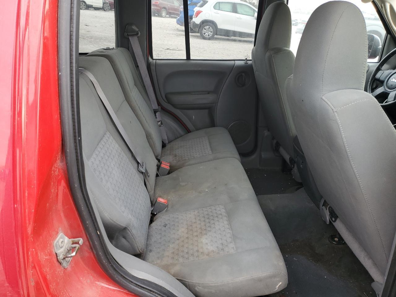 2005 JEEP Liberty