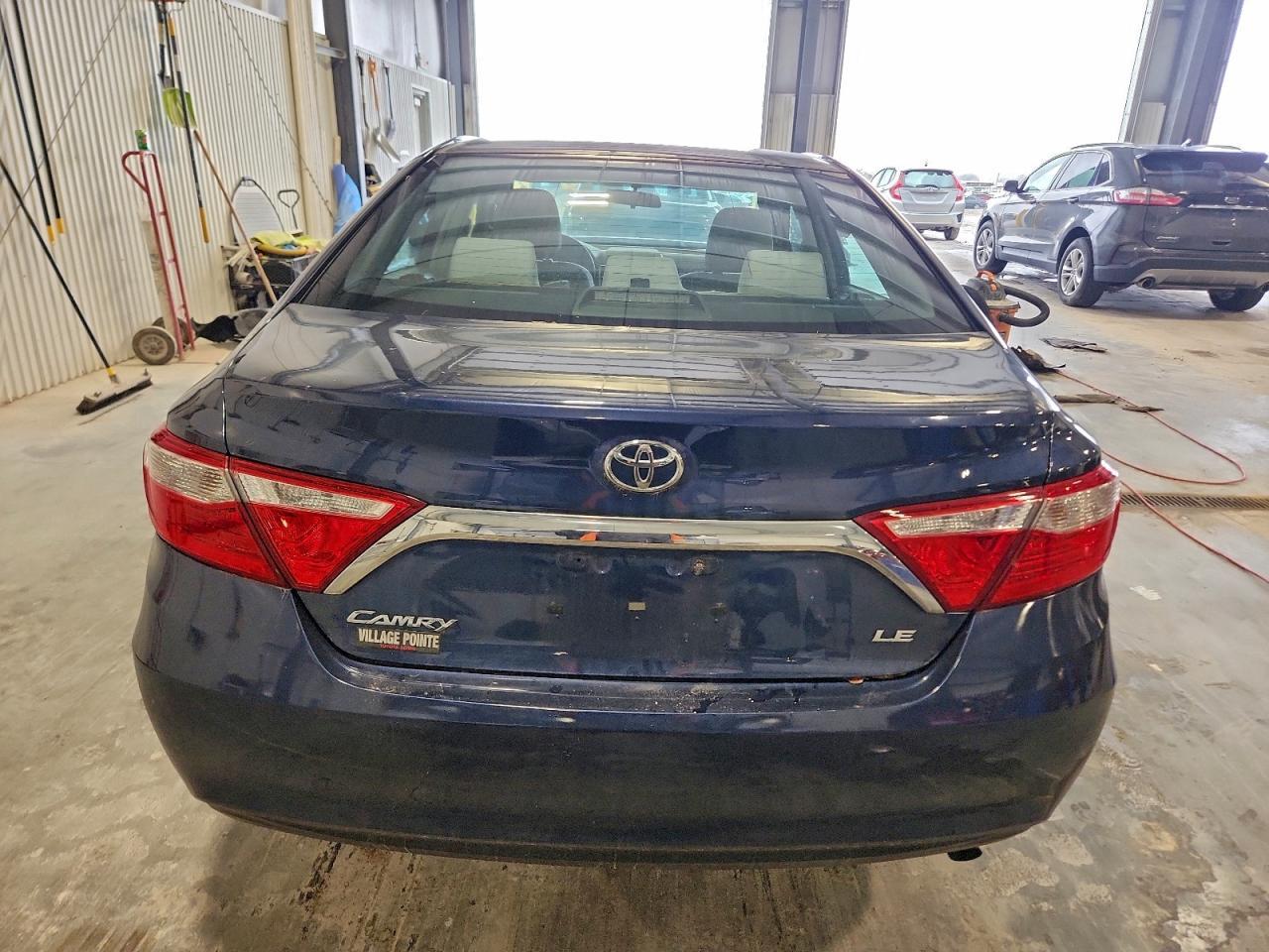 2016 TOYOTA CAMRY