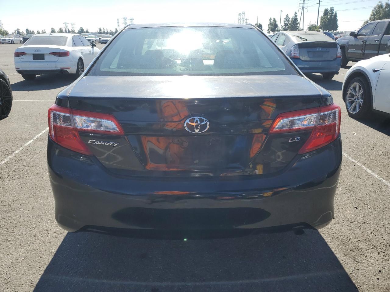2012 TOYOTA CAMRY