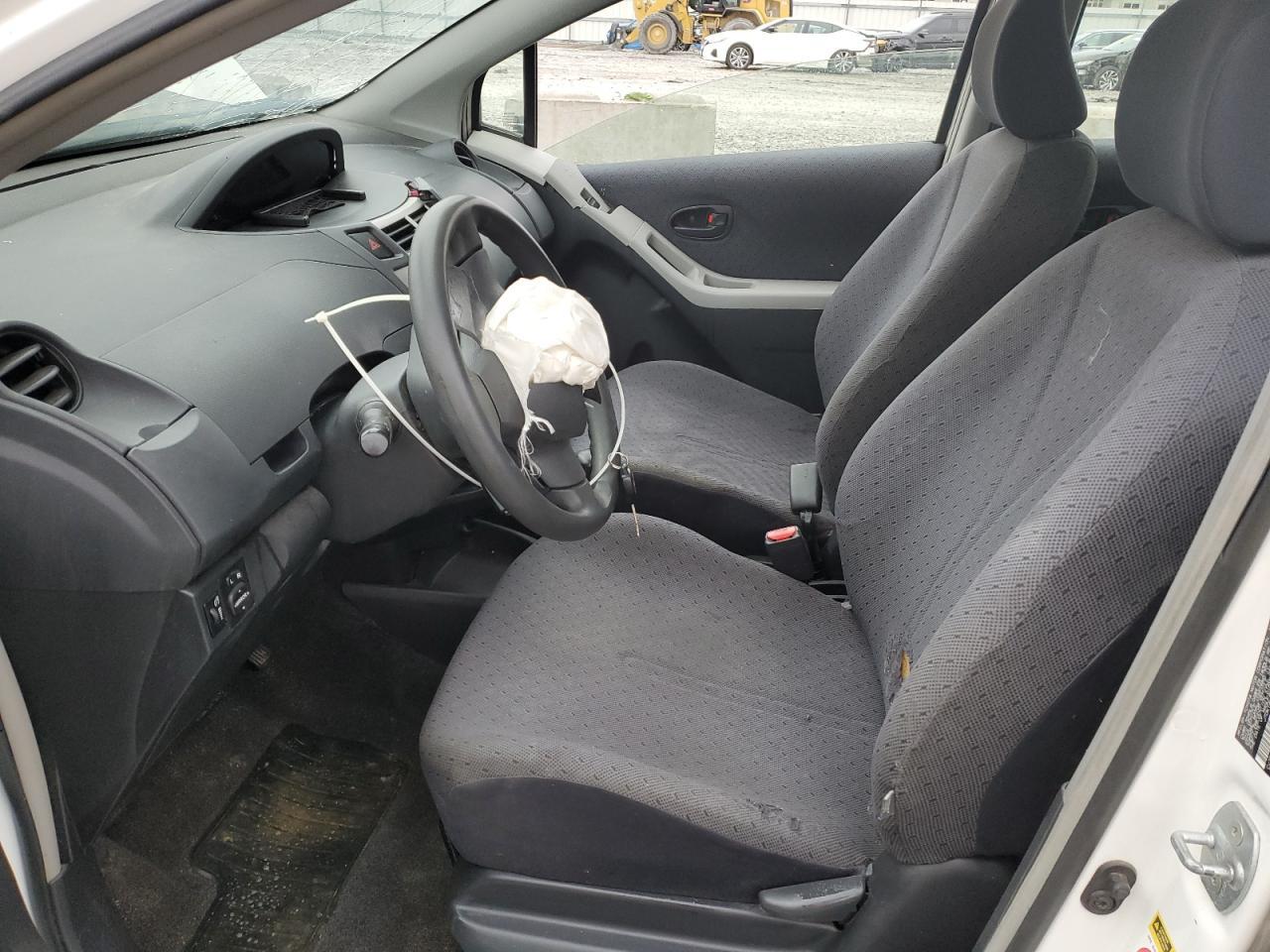 2010 TOYOTA YARIS