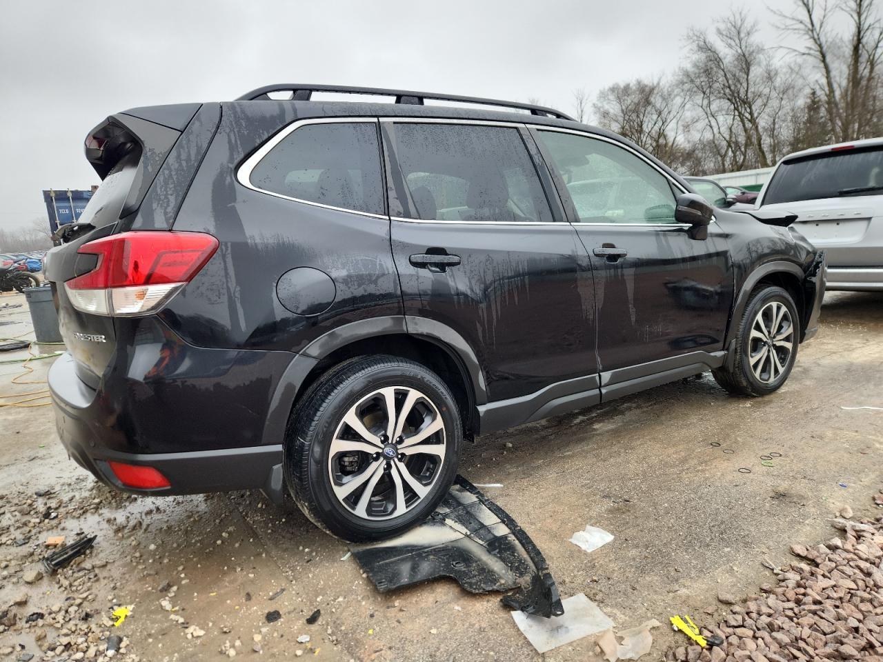 2024 SUBARU FORESTER
