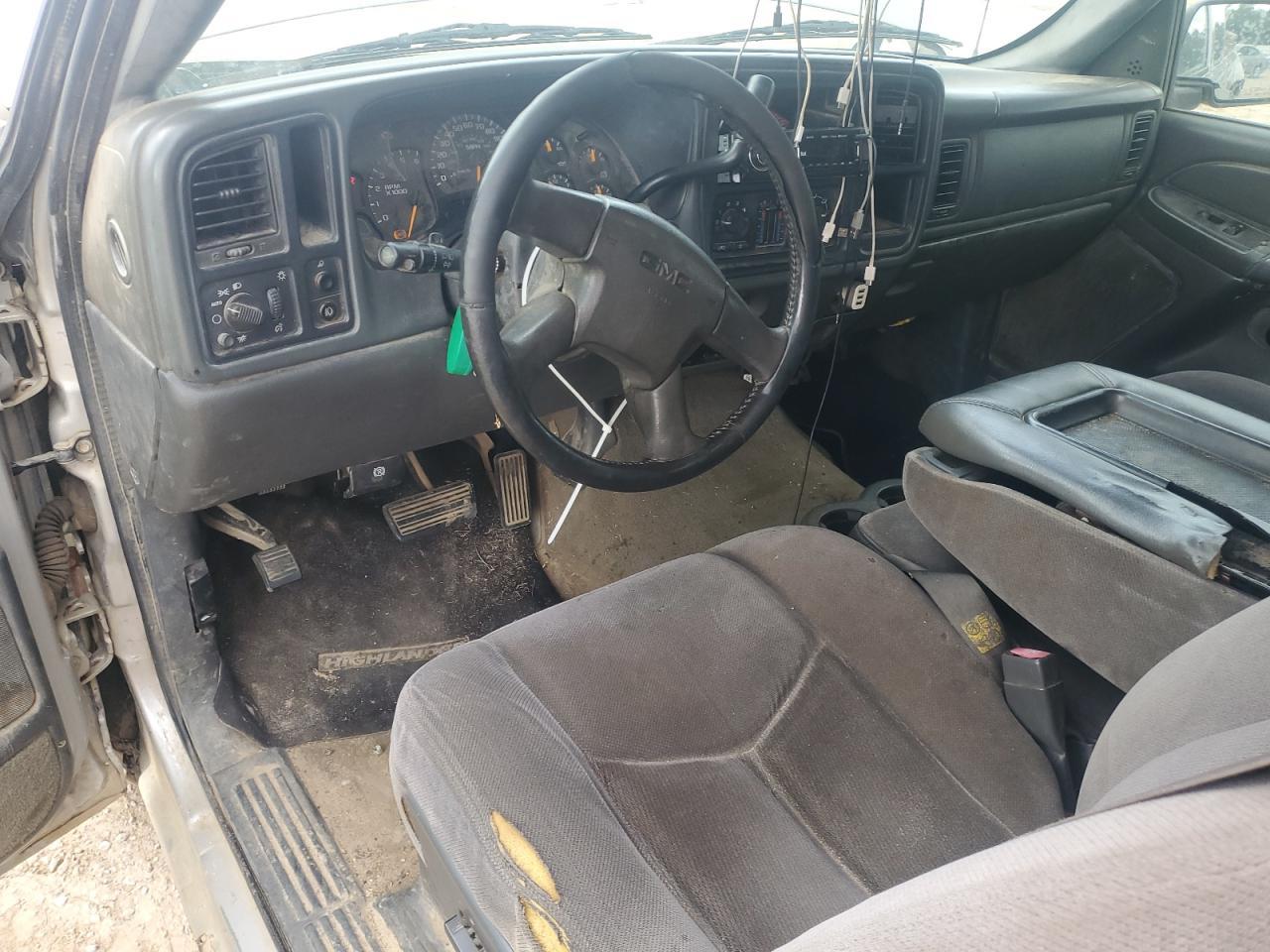 2005 GMC Sierra