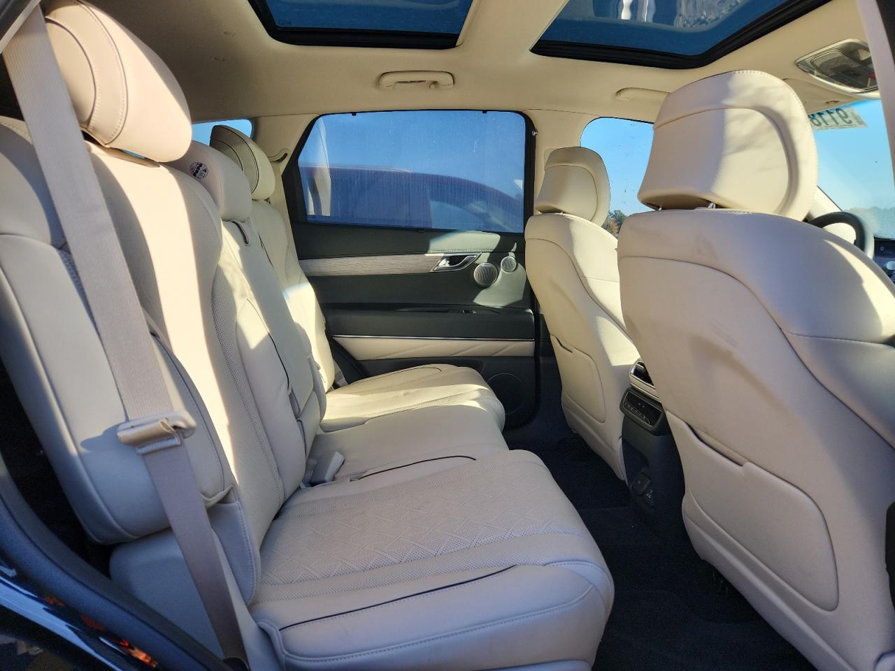 2025 GENESIS GV80