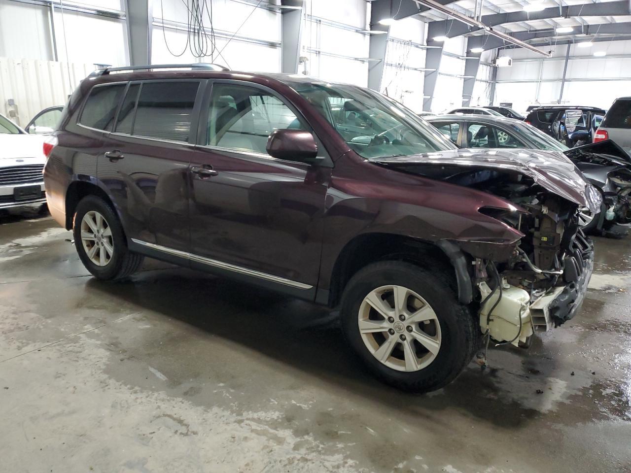 2013 TOYOTA HIGHLANDER