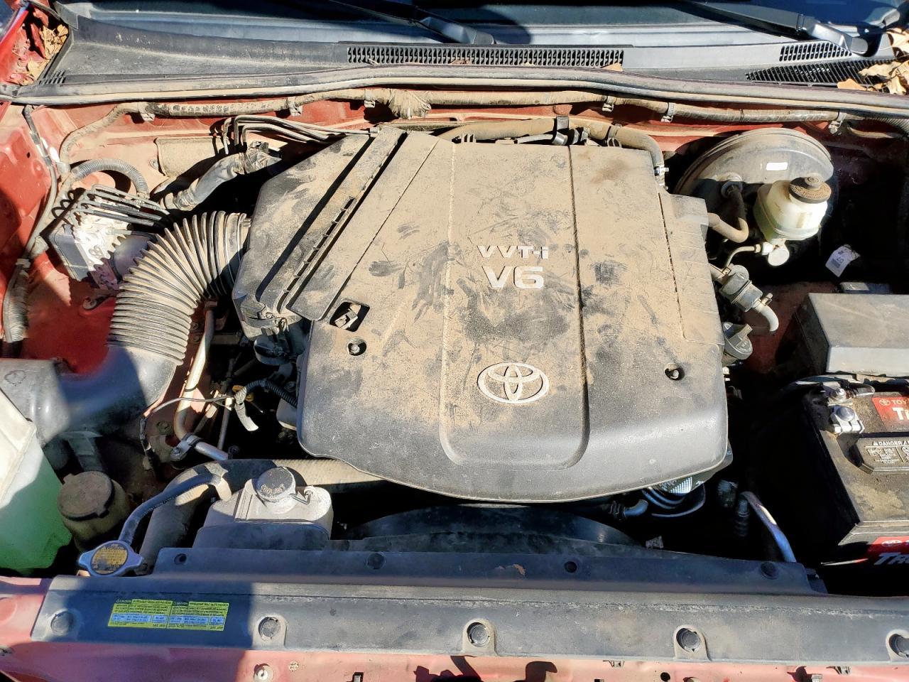 2011 TOYOTA TACOMA