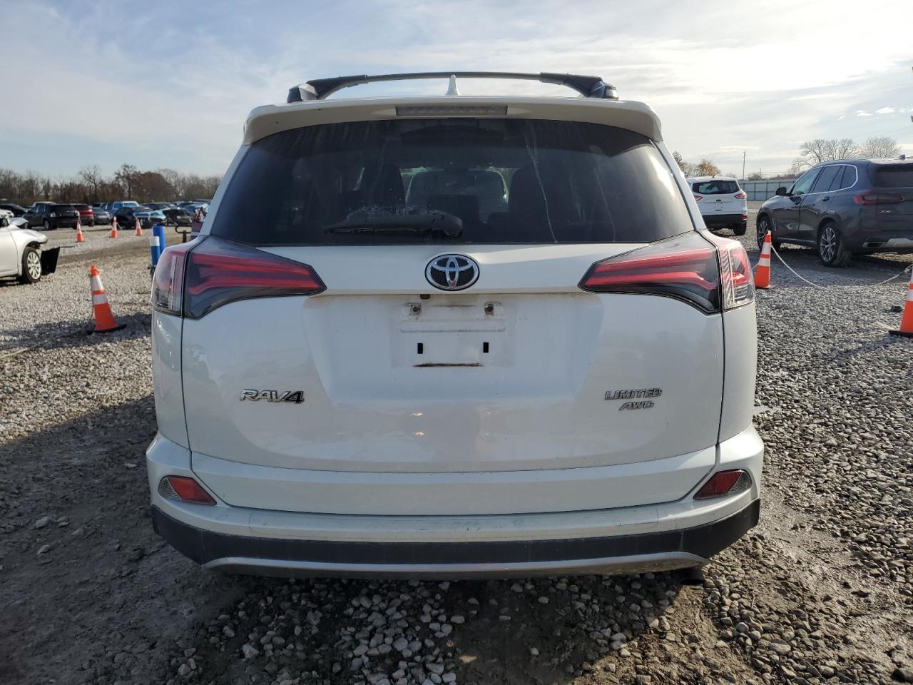 2017 TOYOTA RAV4