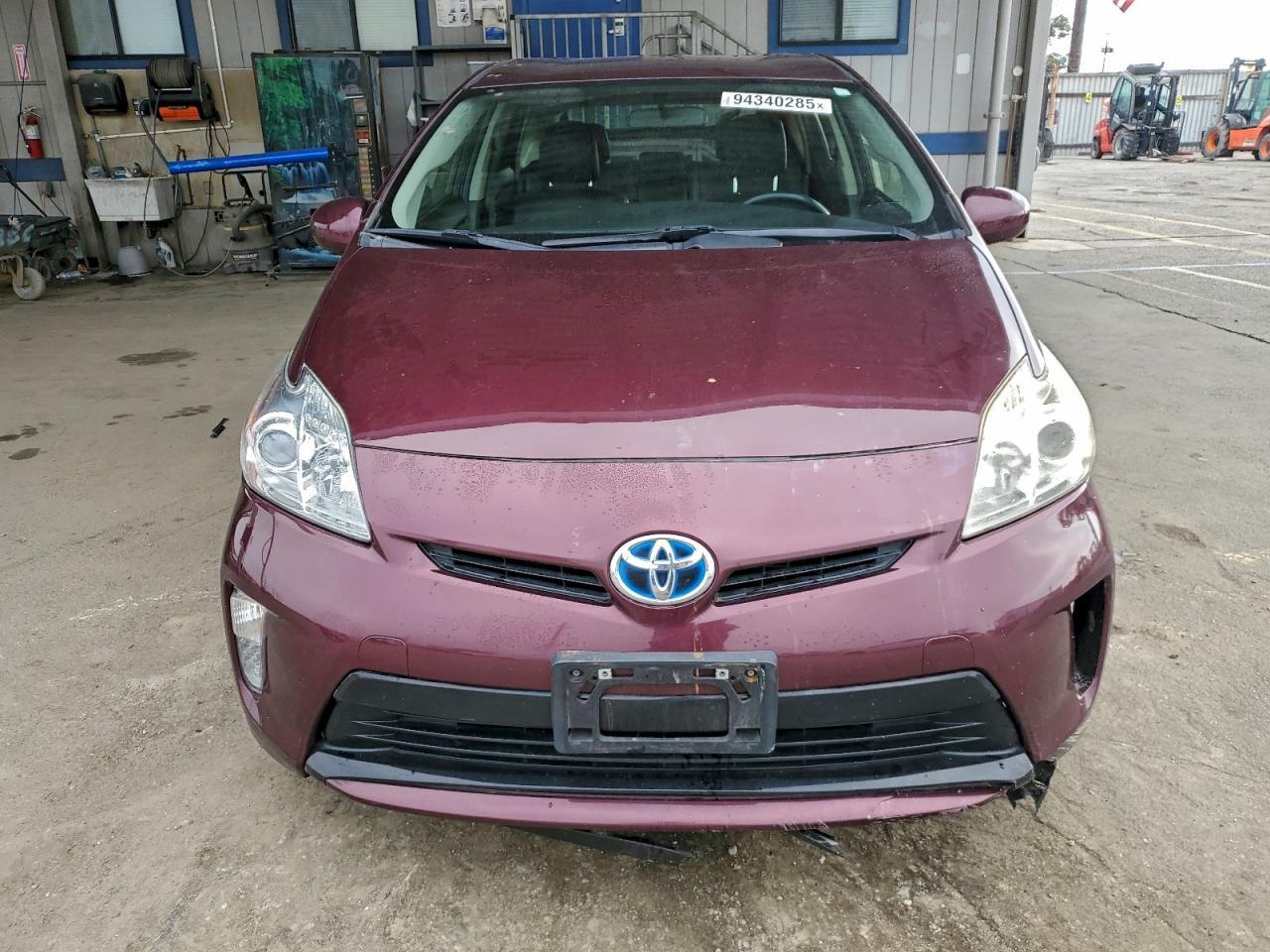 2013 TOYOTA PRIUS