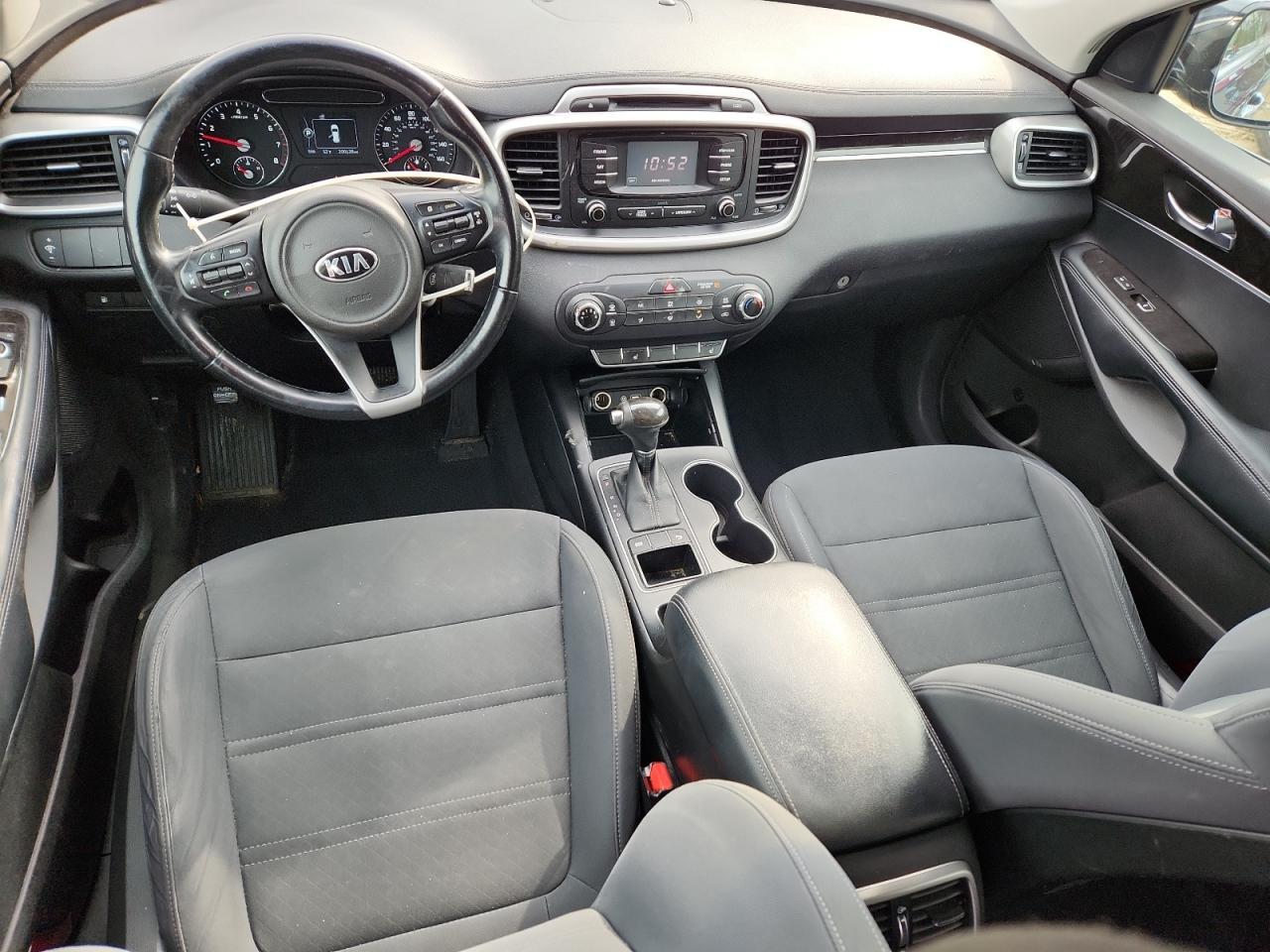 2016 KIA SORENTO