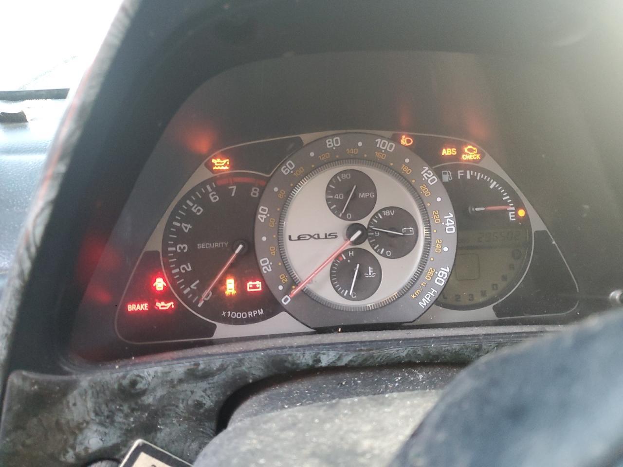 2004 LEXUS IS 300