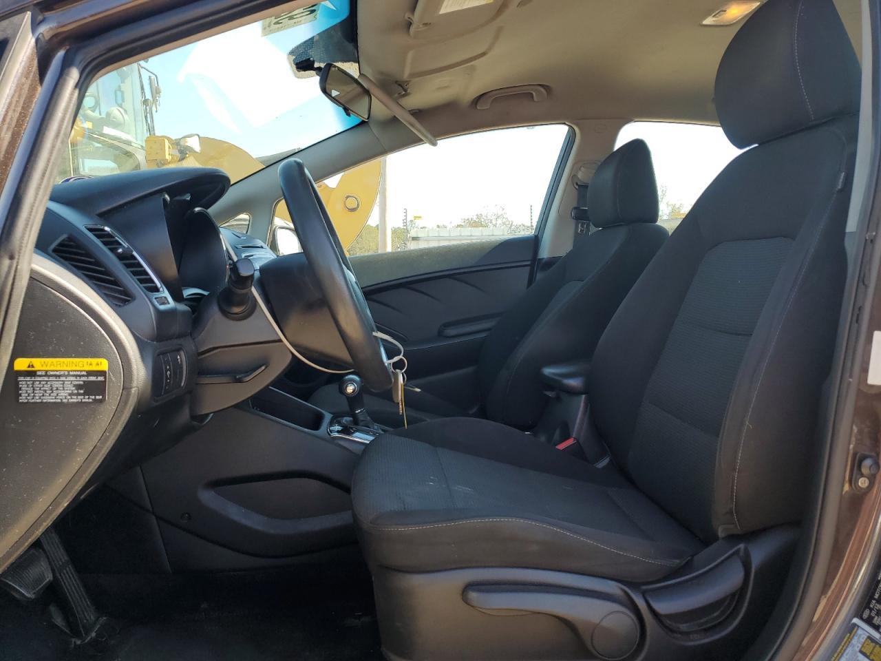 2017 KIA FORTE