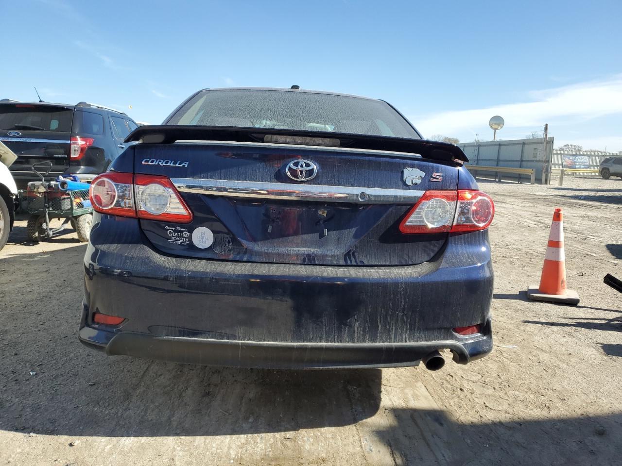 2011 TOYOTA COROLLA