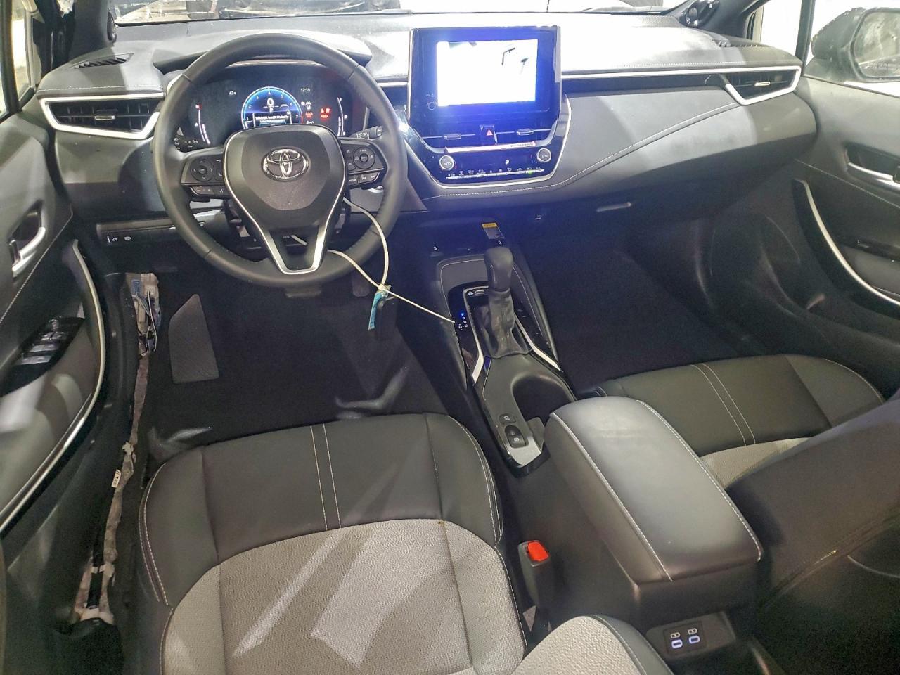 2024 TOYOTA COROLLA