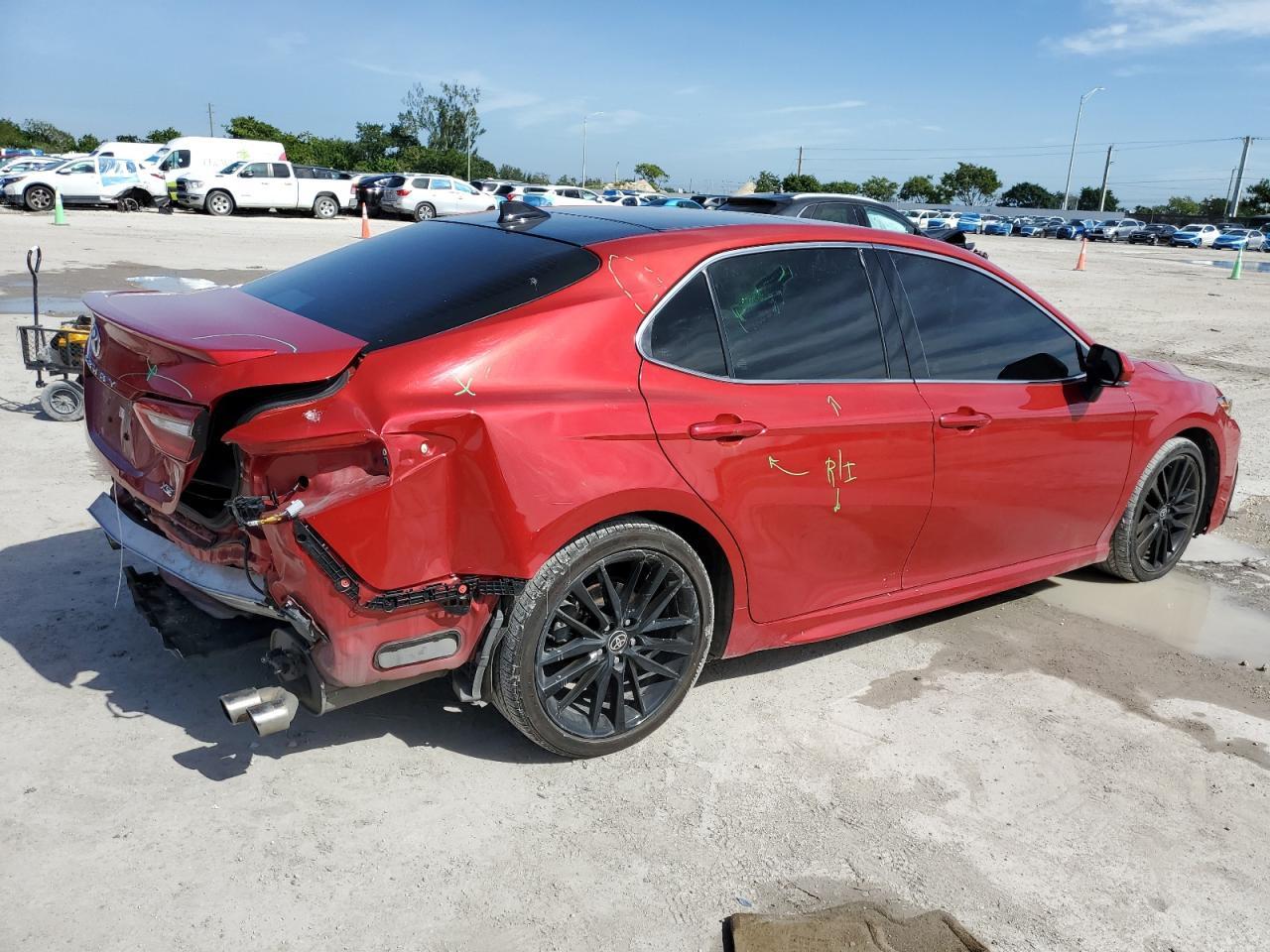 2024 TOYOTA CAMRY