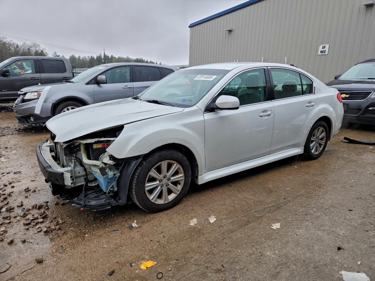 2012 SUBARU Legacy