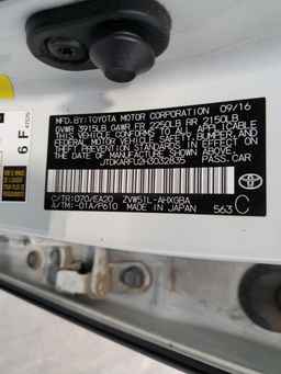 2017 TOYOTA PRIUS