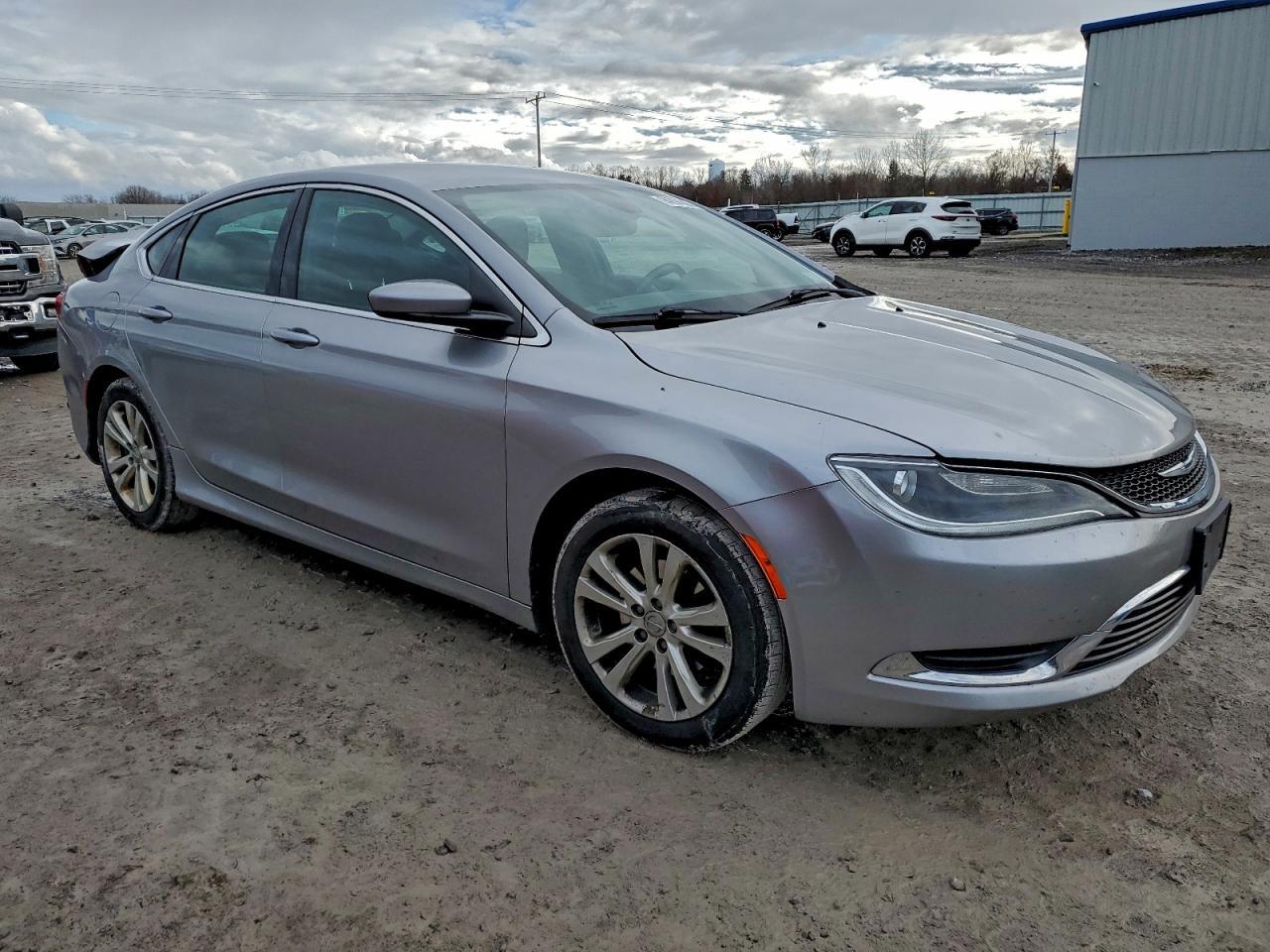2015 CHRYSLER 200