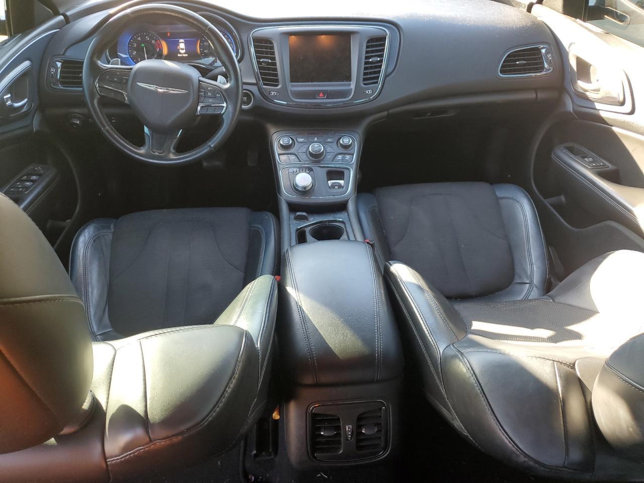 2015 CHRYSLER 200