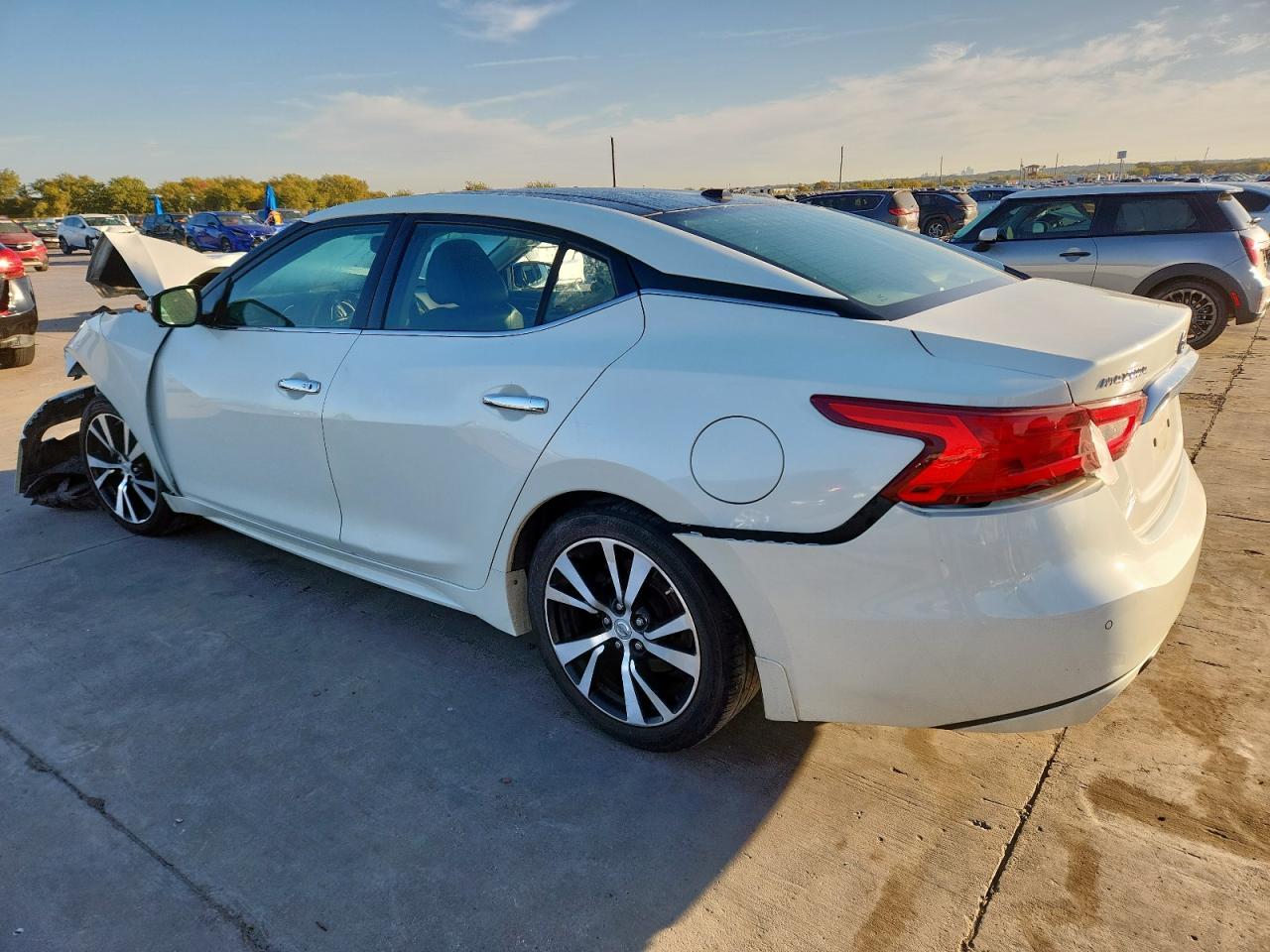2018 NISSAN Maxima