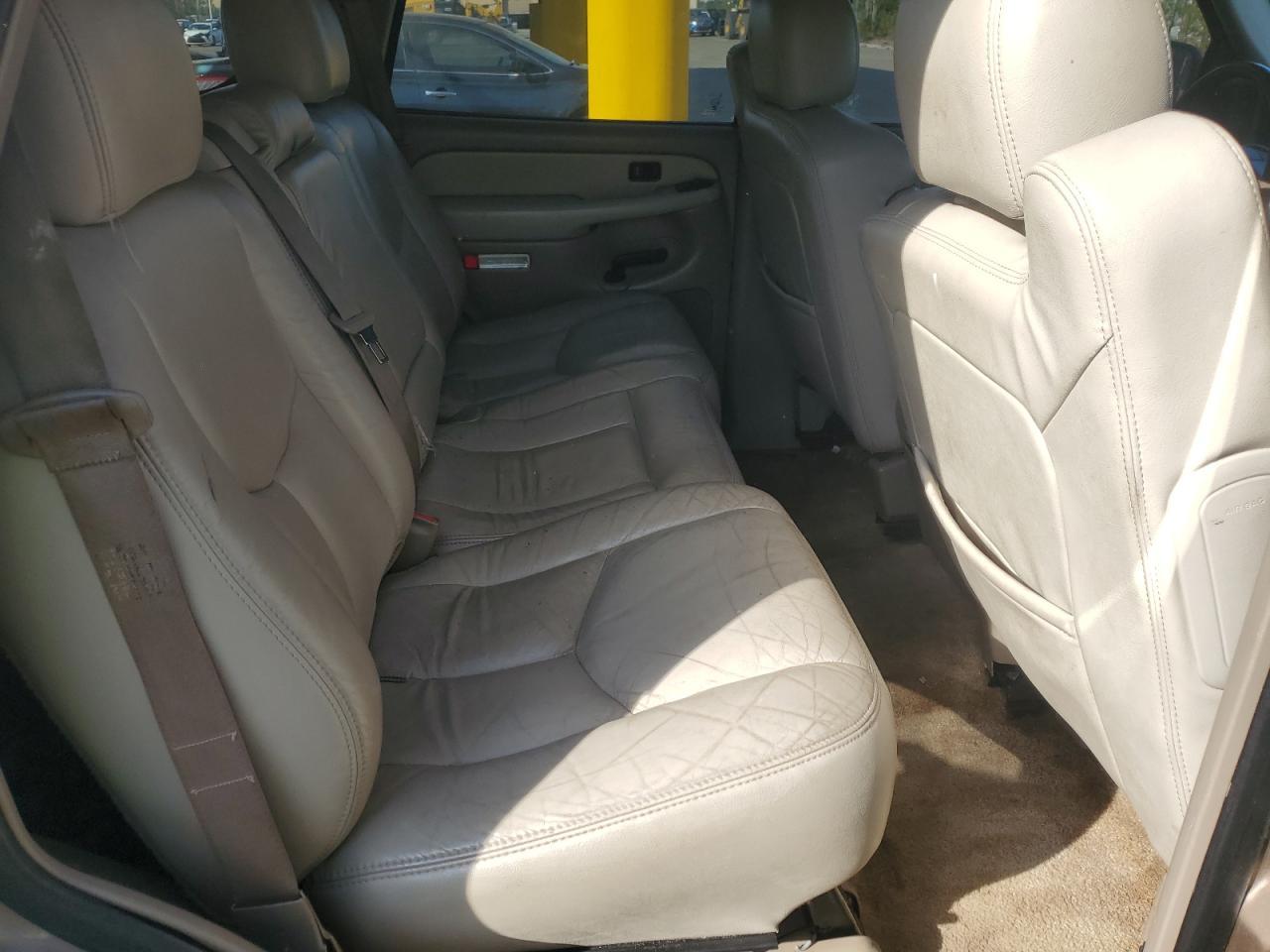 2003 CHEVROLET Tahoe