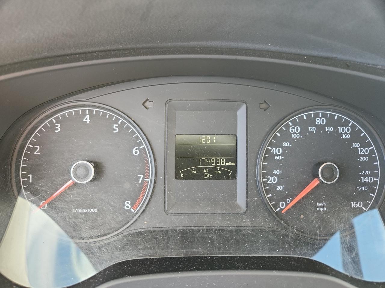2014 VOLKSWAGEN JETTA