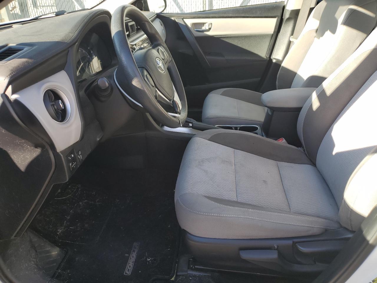 2017 TOYOTA COROLLA