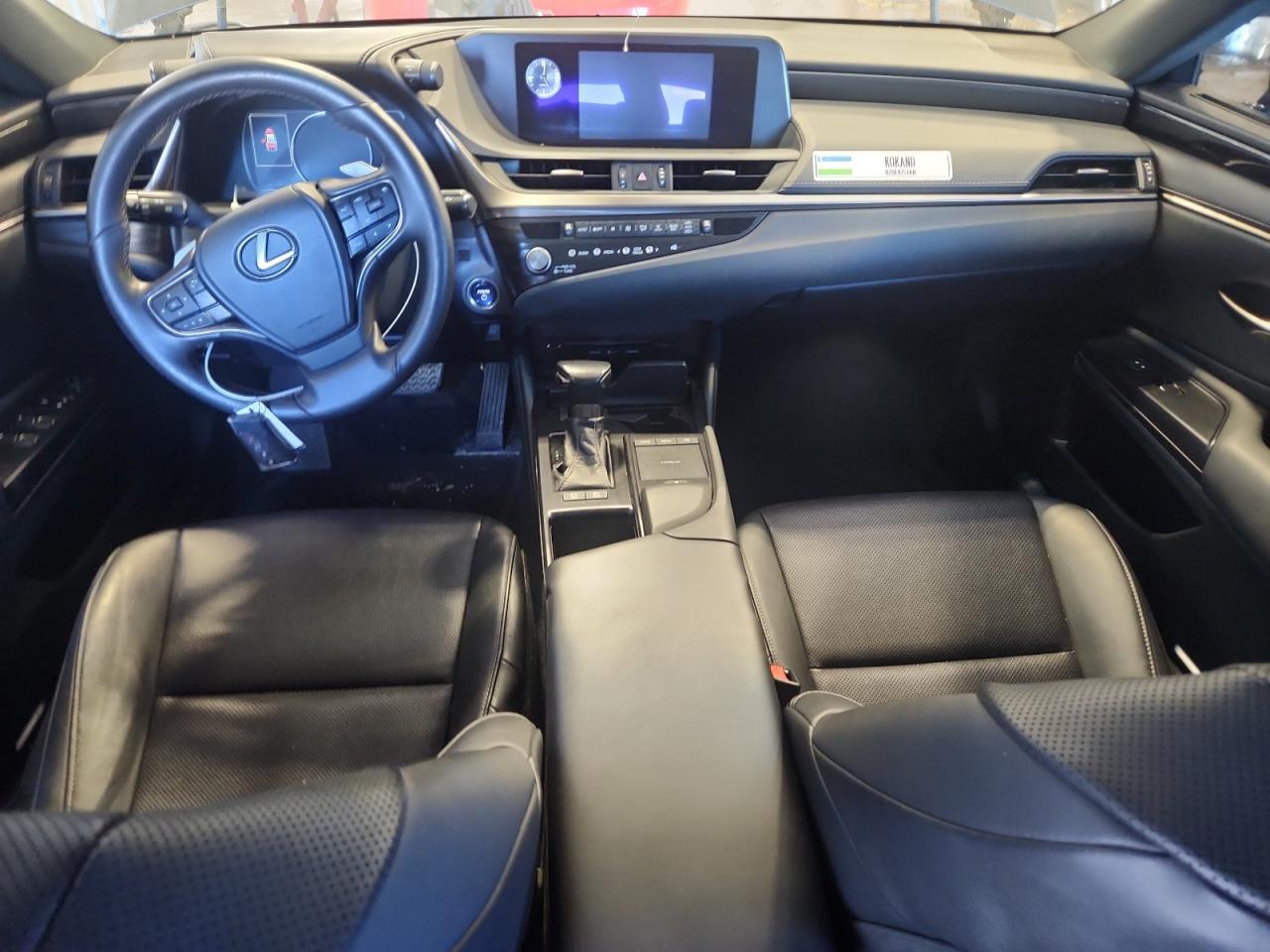 2021 LEXUS ES 300H