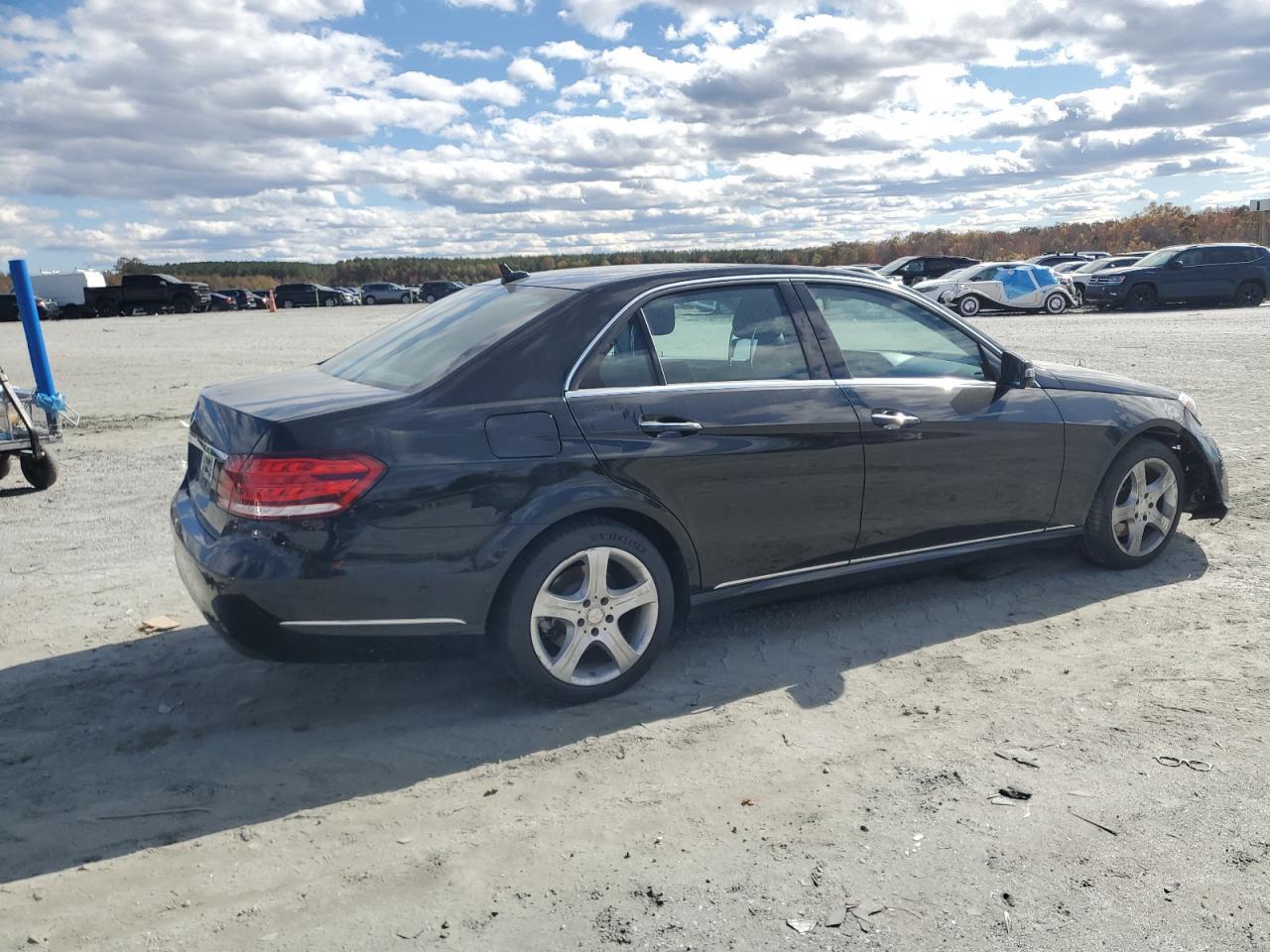 2014 MERCEDES-BENZ E-Class