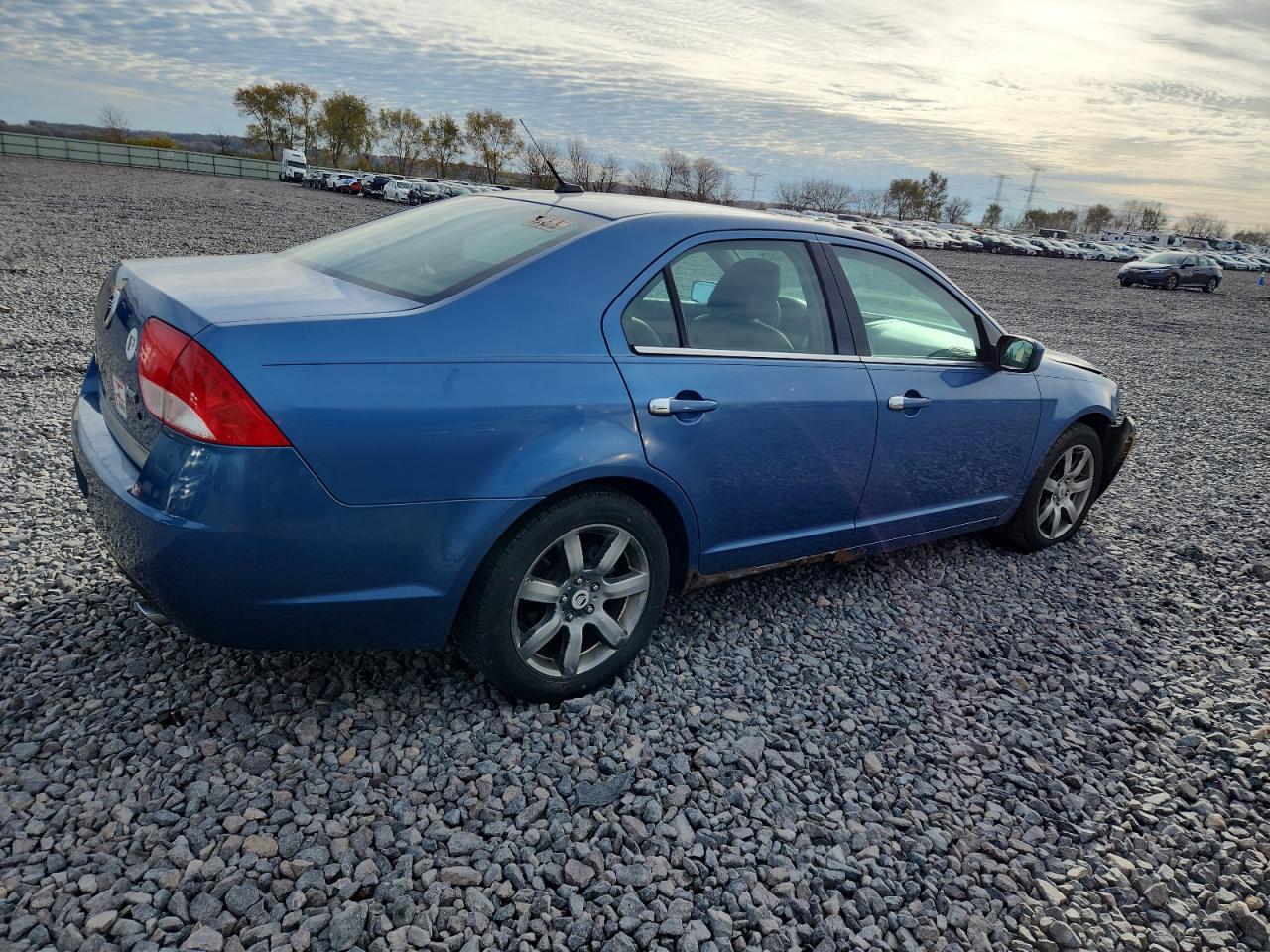 2010 MERCURY Milan