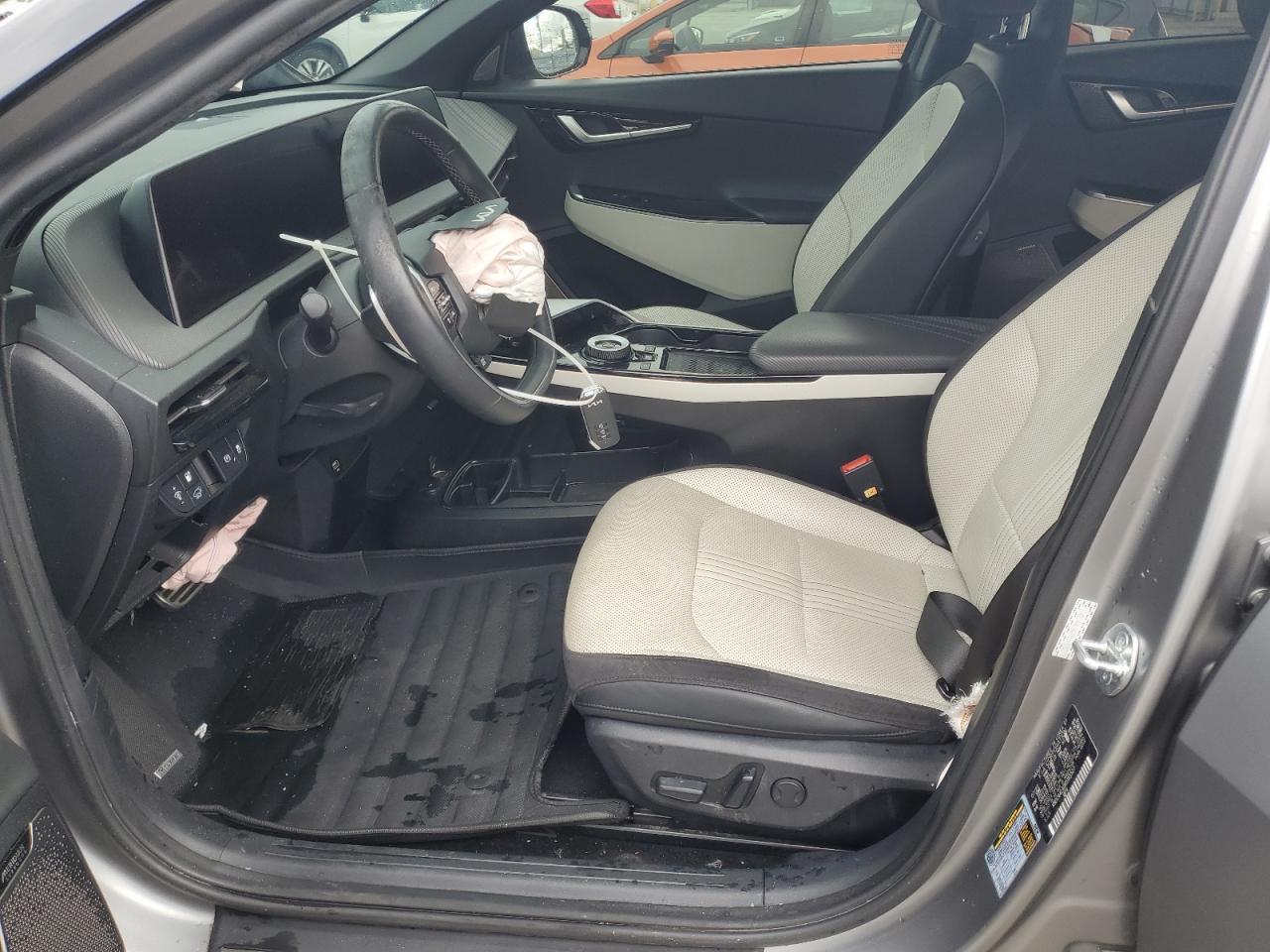 2024 KIA EV6