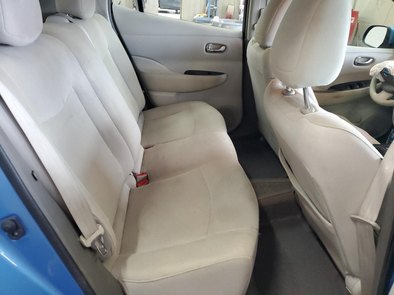 2011 NISSAN LEAF