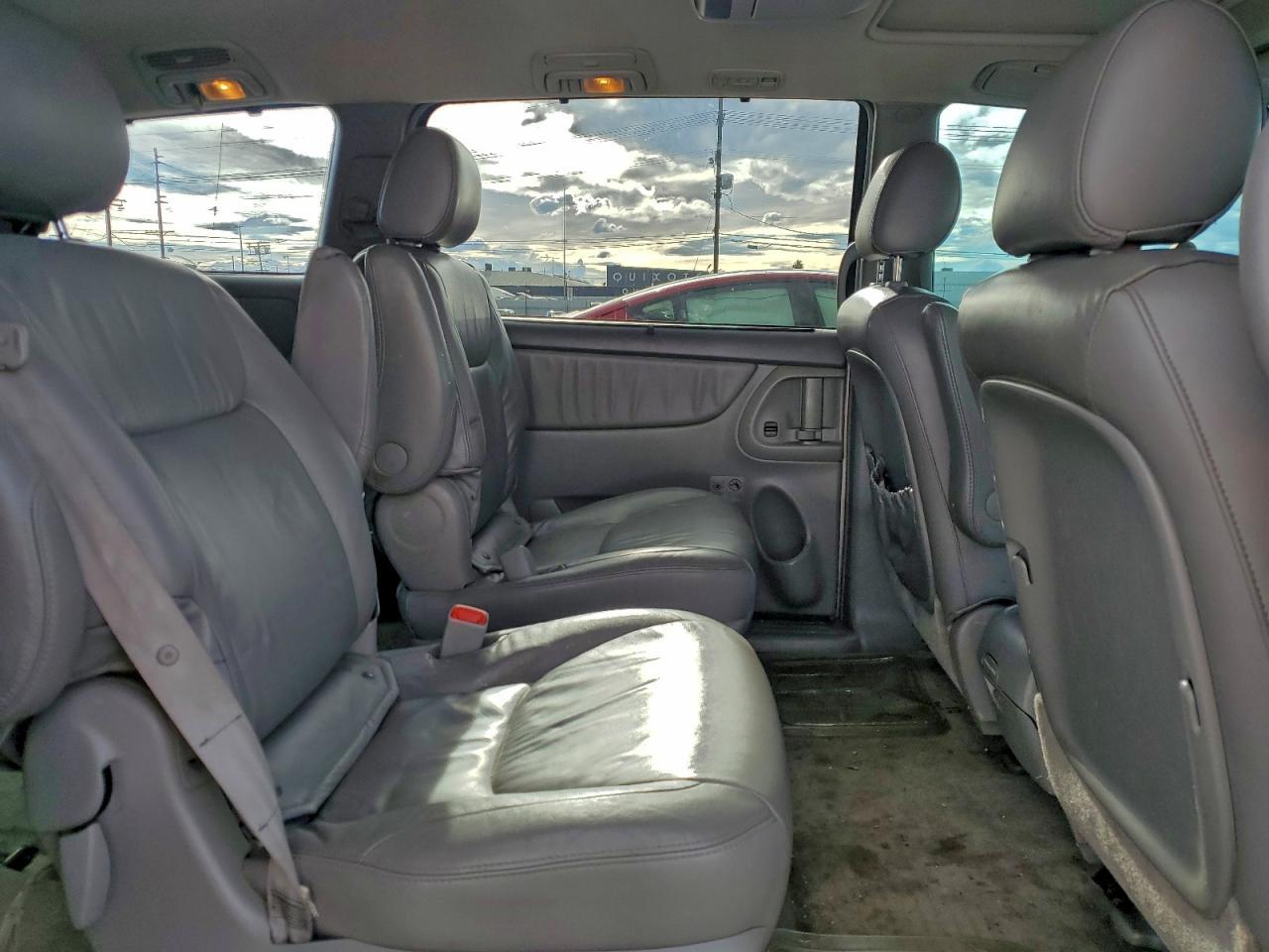 2008 TOYOTA SIENNA
