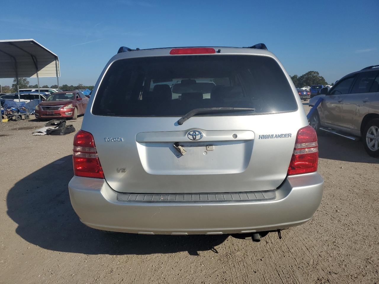 2003 TOYOTA HIGHLANDER