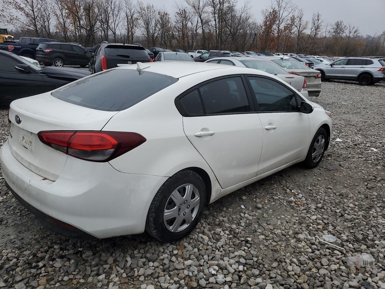 2017 KIA FORTE