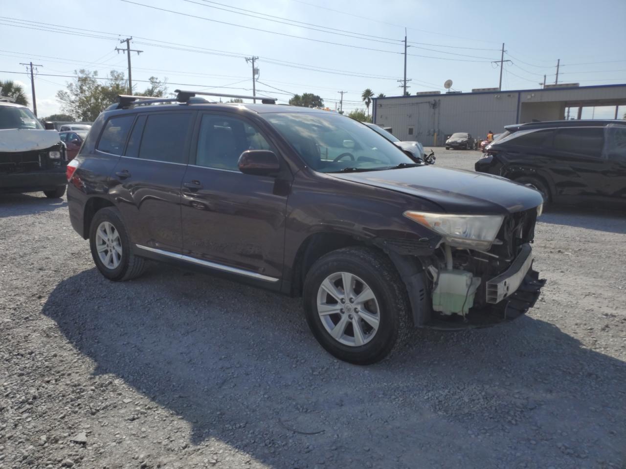 2013 TOYOTA HIGHLANDER