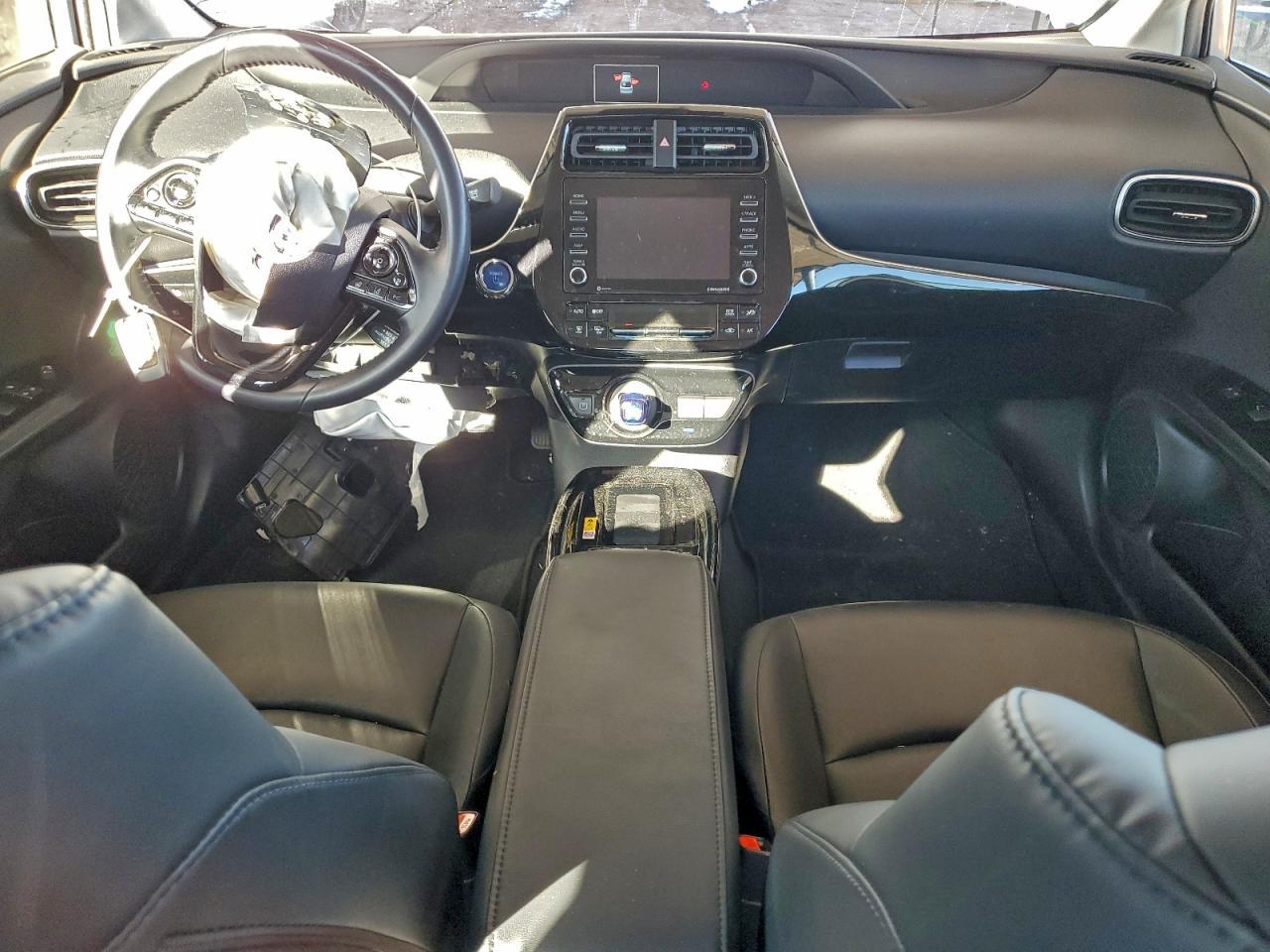 2022 TOYOTA PRIUS