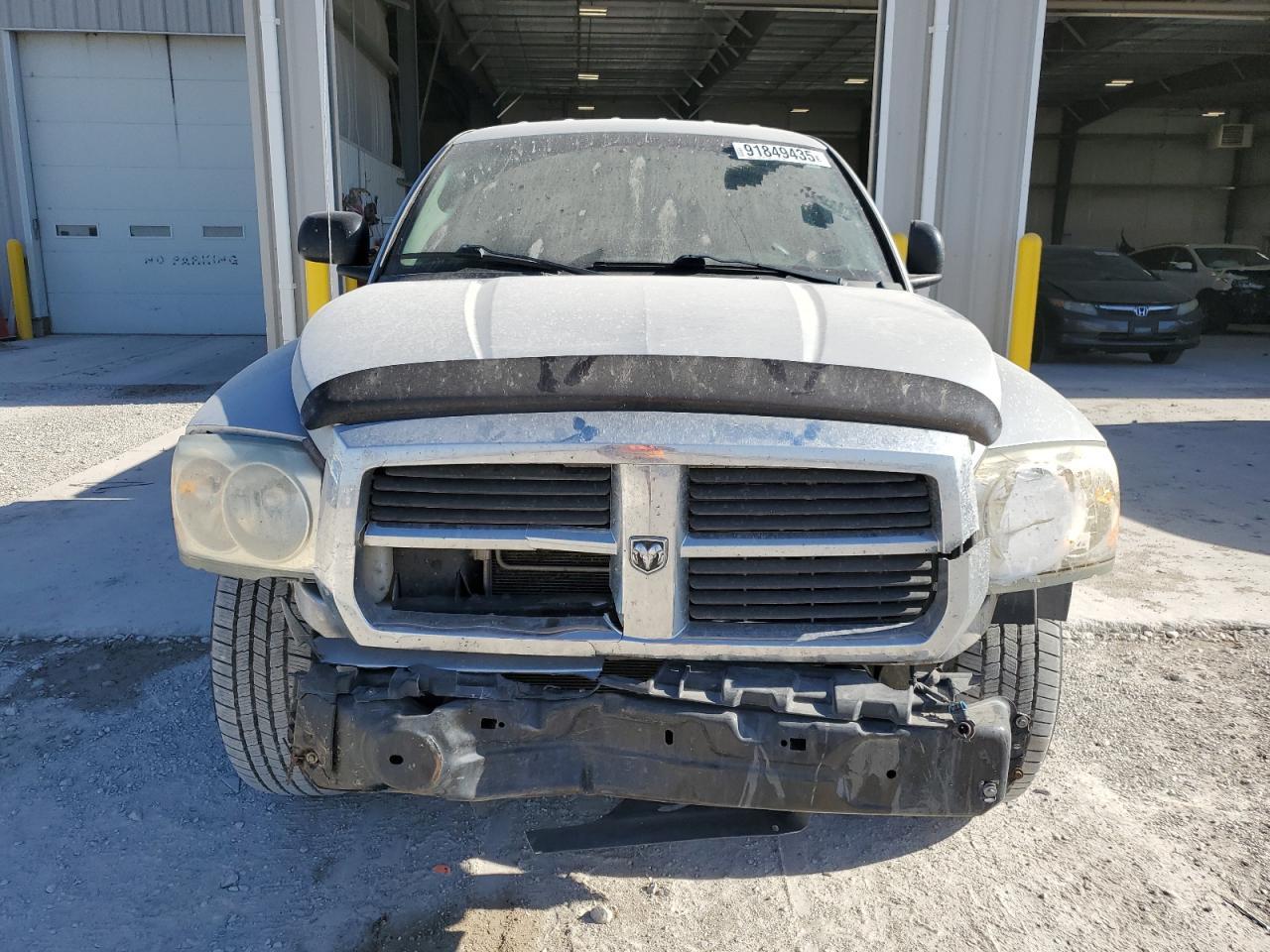 2005 DODGE Dakota