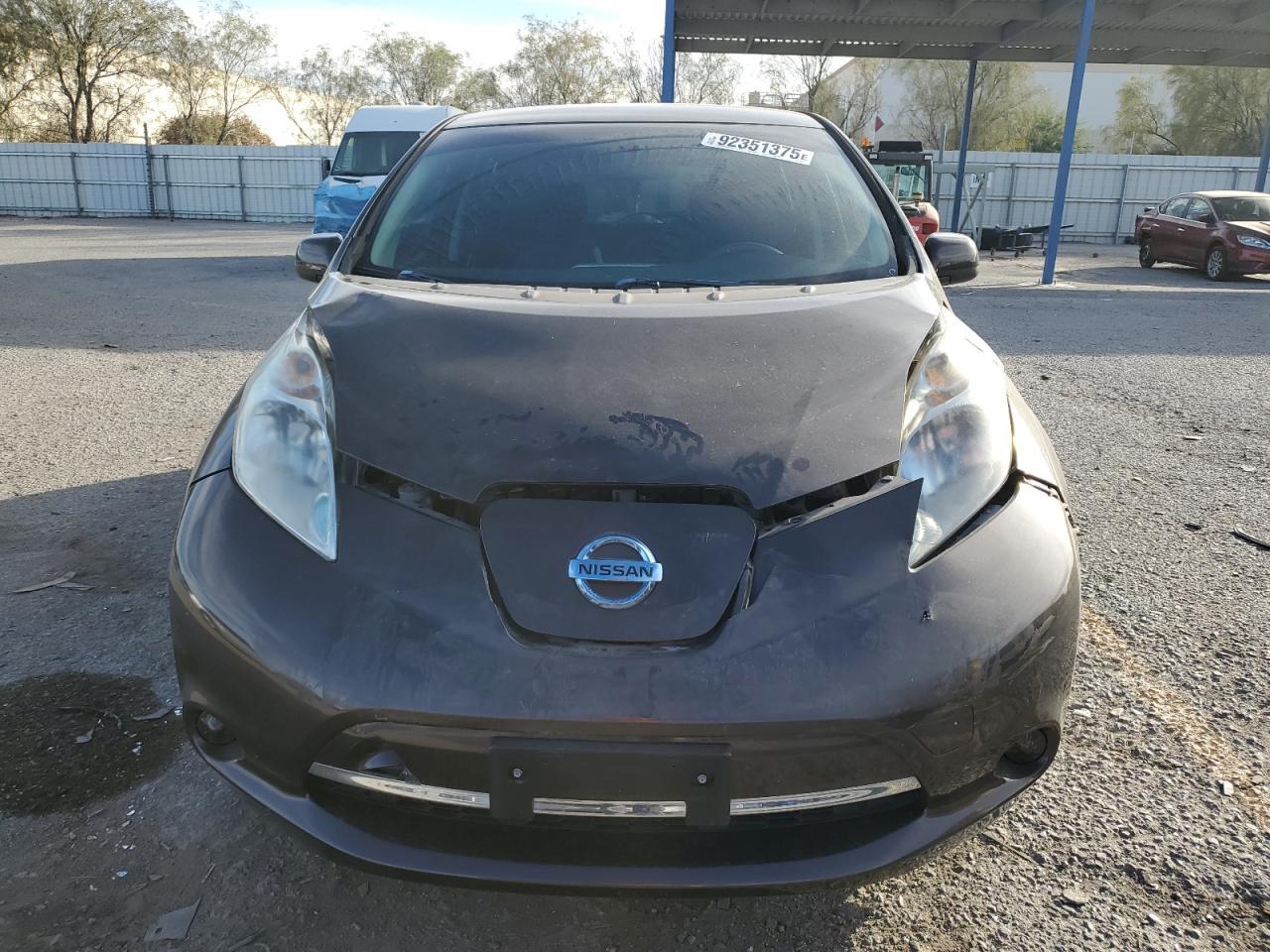 2016 NISSAN LEAF