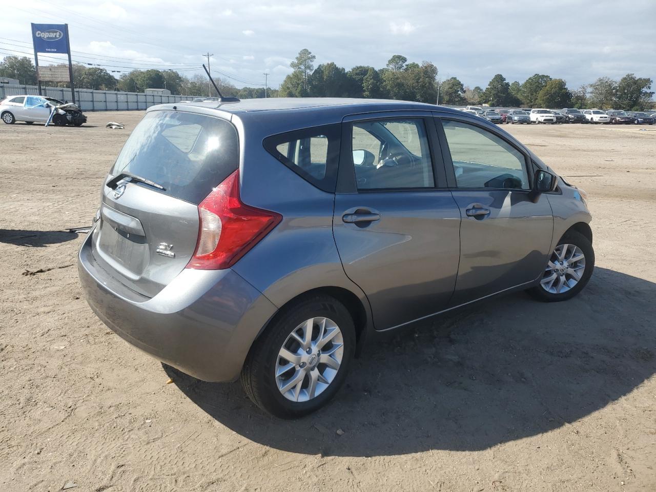 2016 NISSAN Versa Note