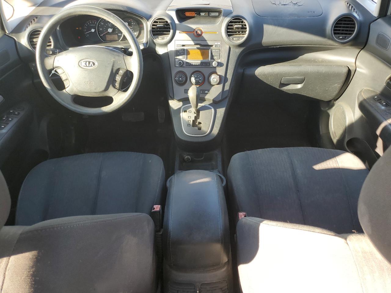 2009 KIA RONDO