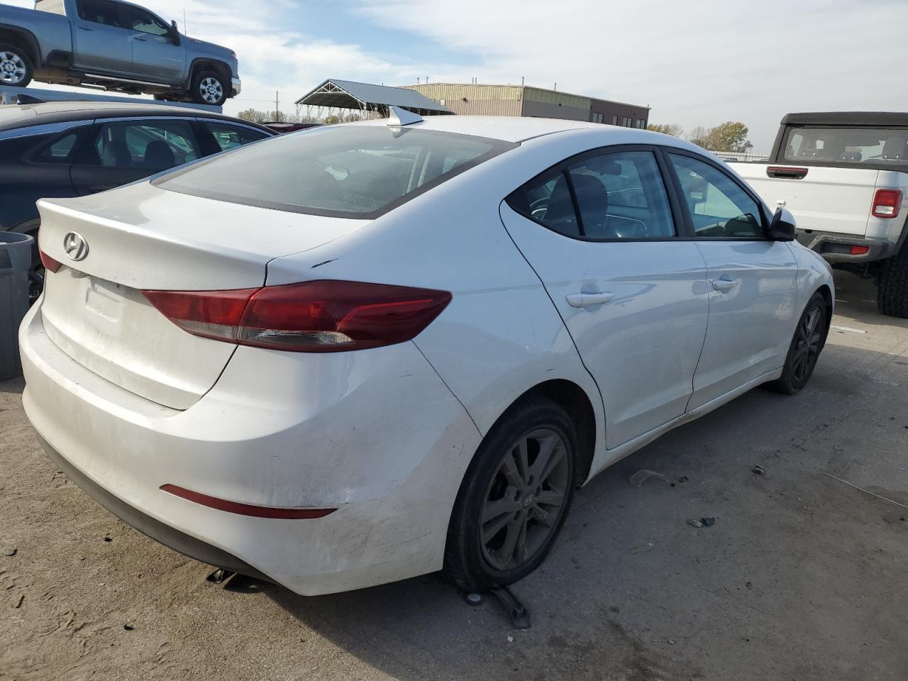2018 HYUNDAI ELANTRA