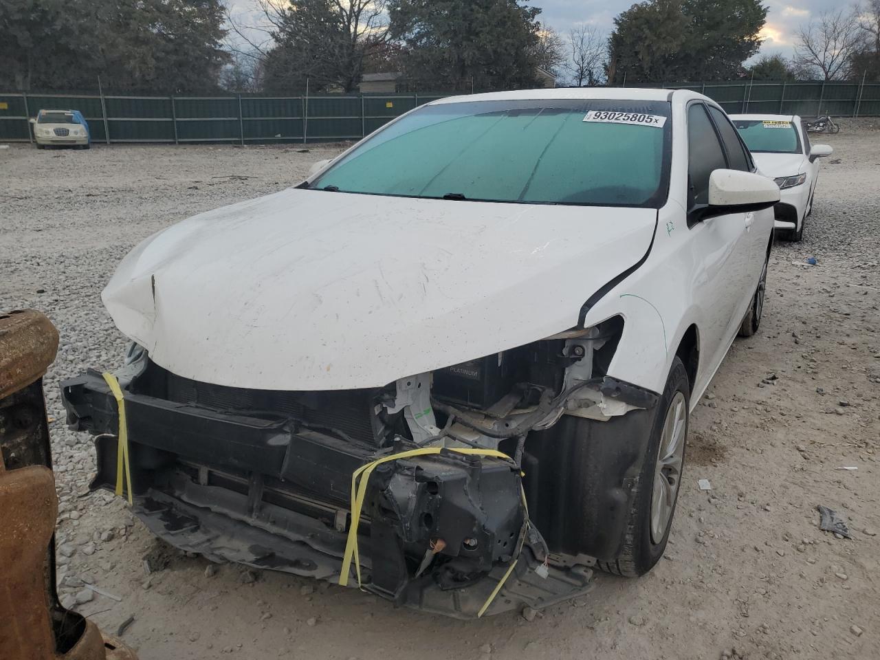 2016 TOYOTA CAMRY