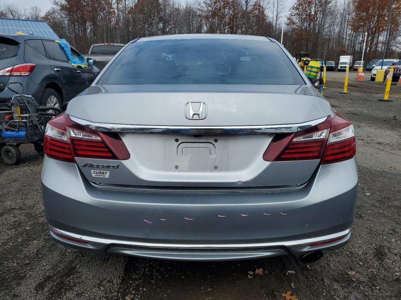 2017 HONDA ACCORD