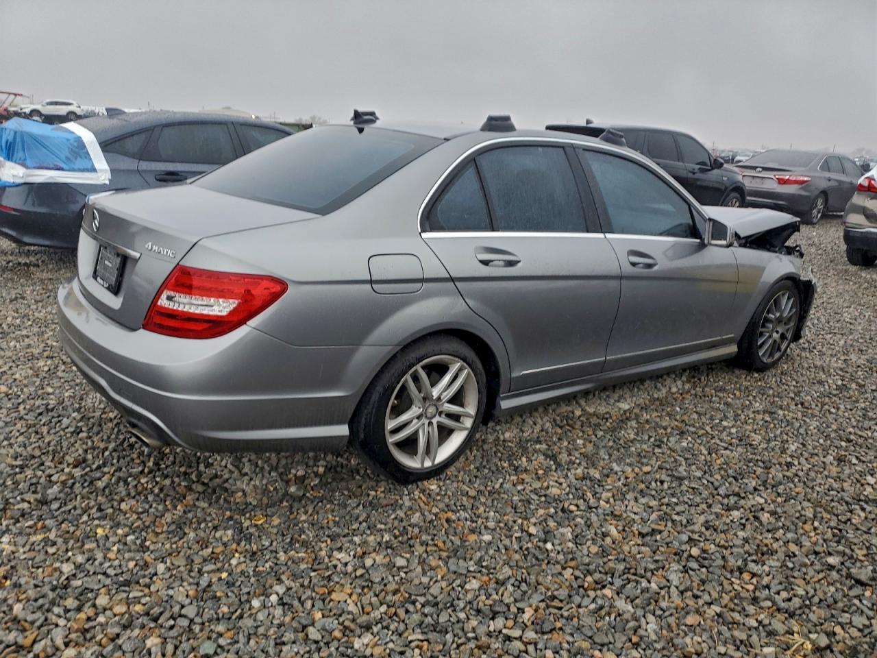 2012 MERCEDES-BENZ C-CLASS