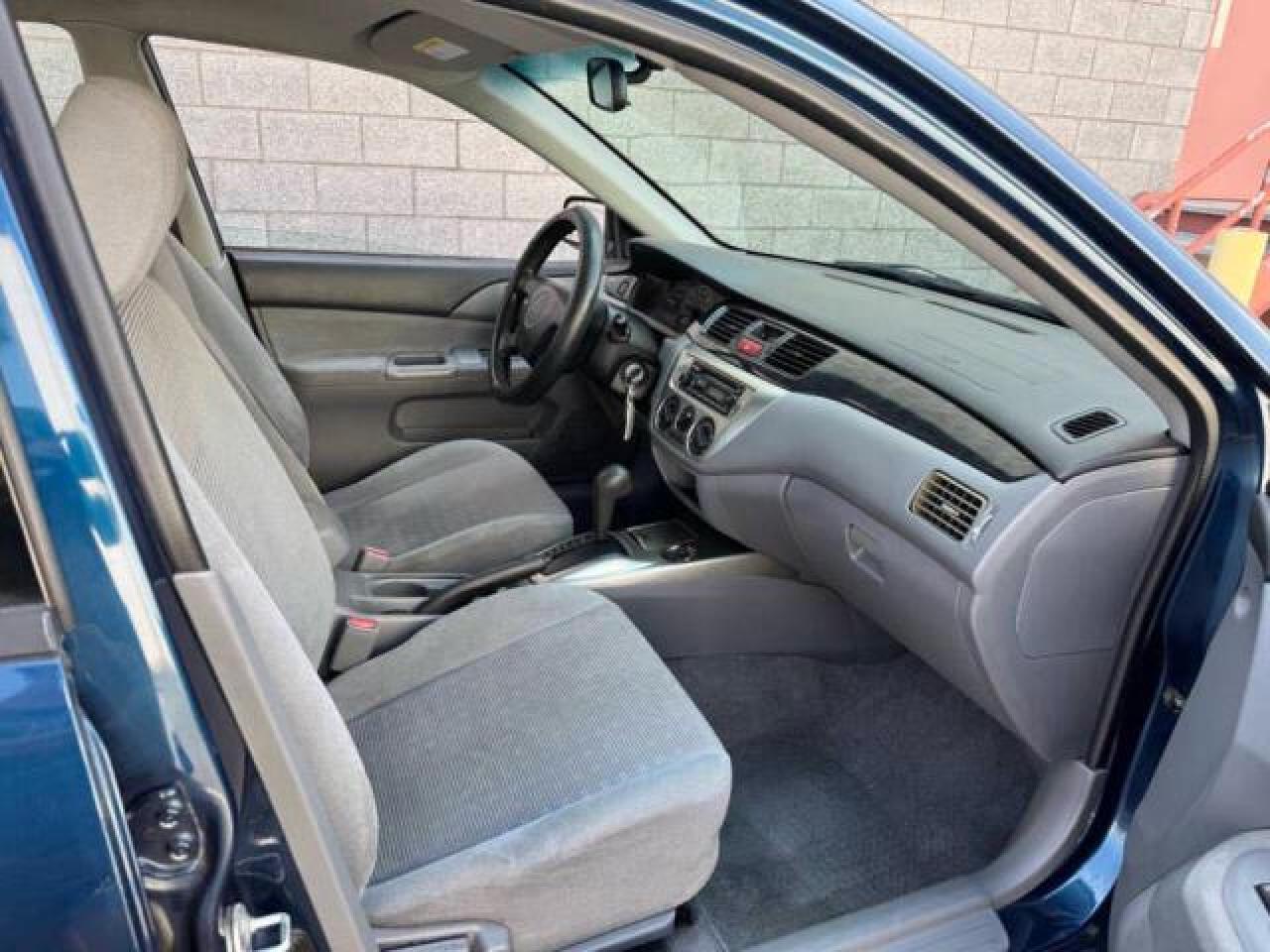 2004 MITSUBISHI LANCER