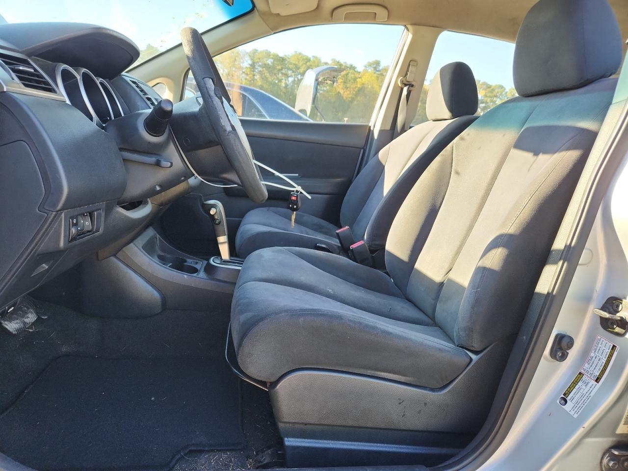 2009 NISSAN VERSA