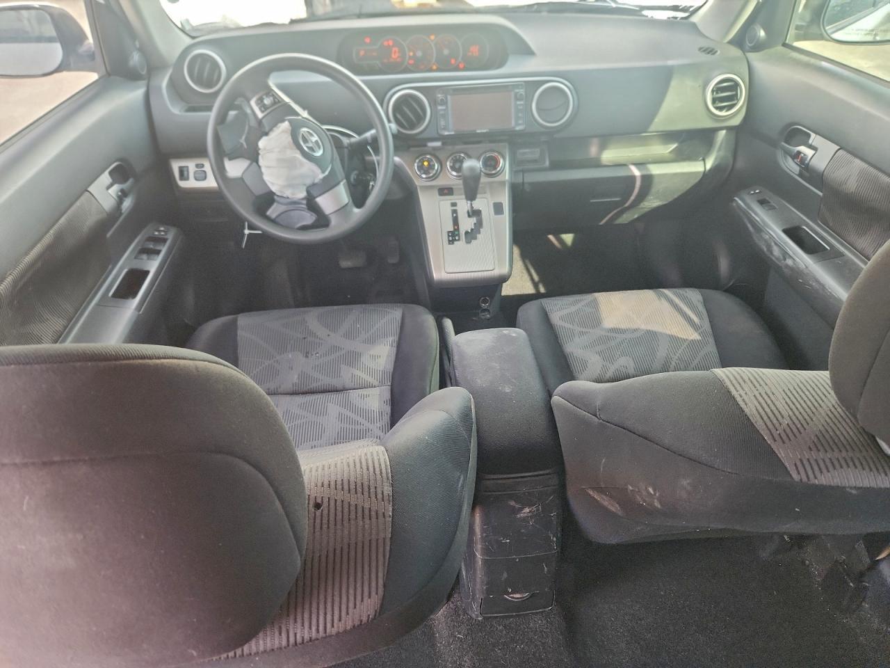 2015 SCION xB