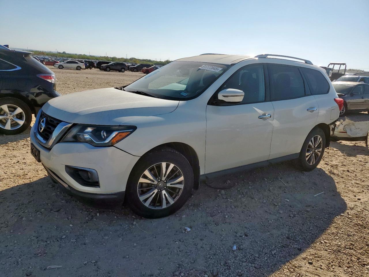 2017 NISSAN PATHFINDER